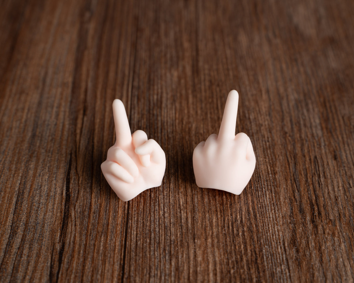 MDD Semi-White Hands - Hater
