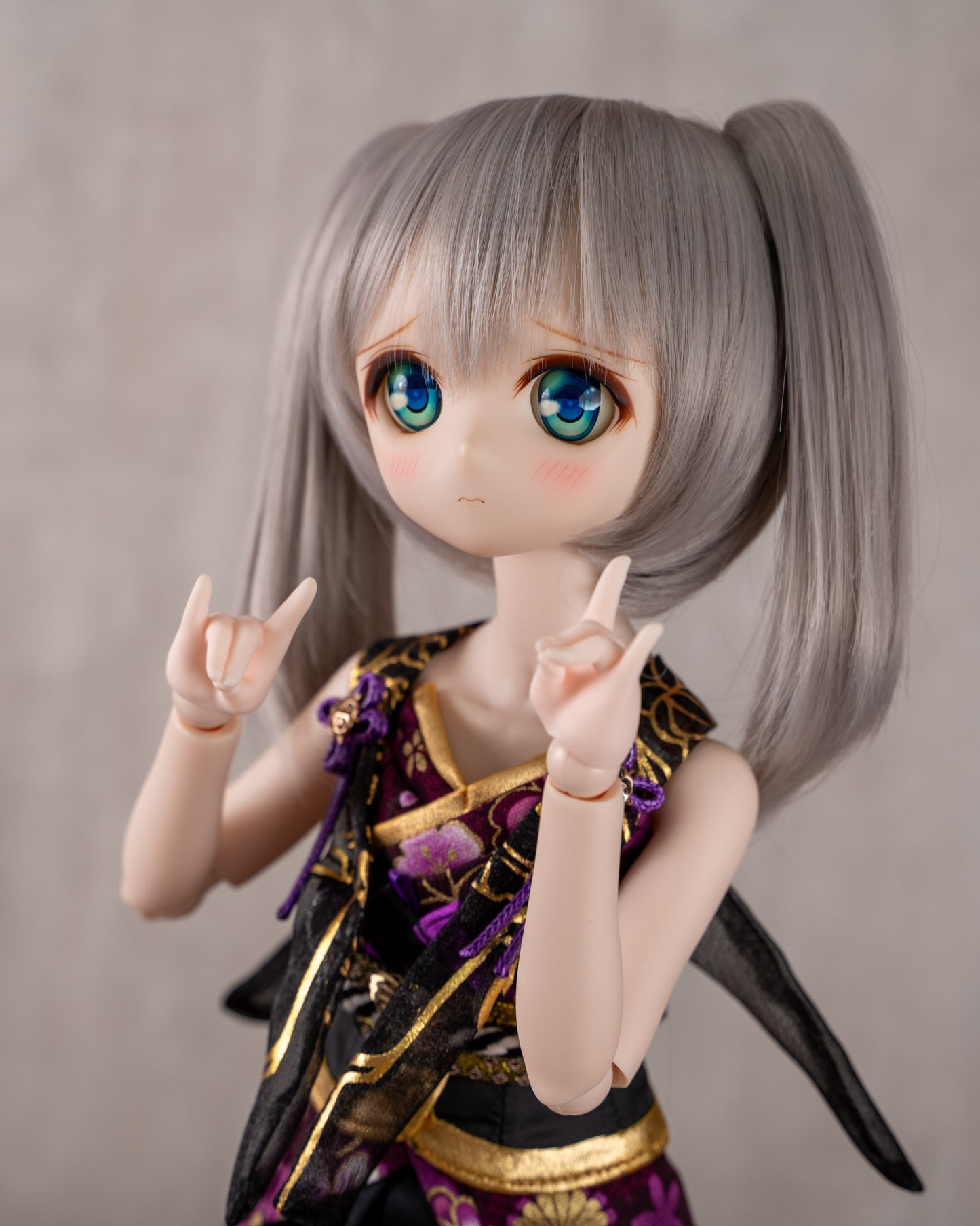 MDD Semi-White Hands - Kitsune
