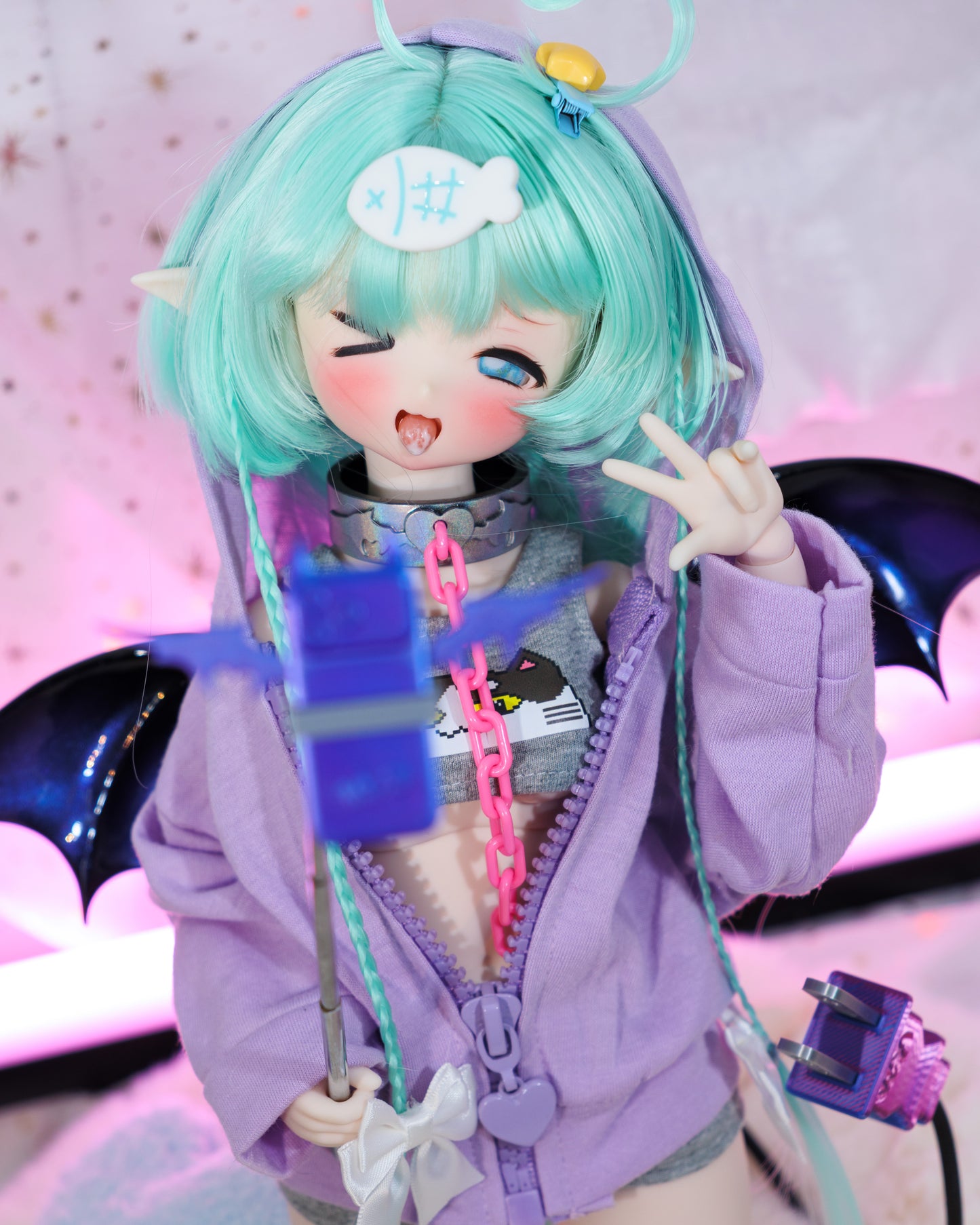 MDD Semi-White Hands - Yeah 2