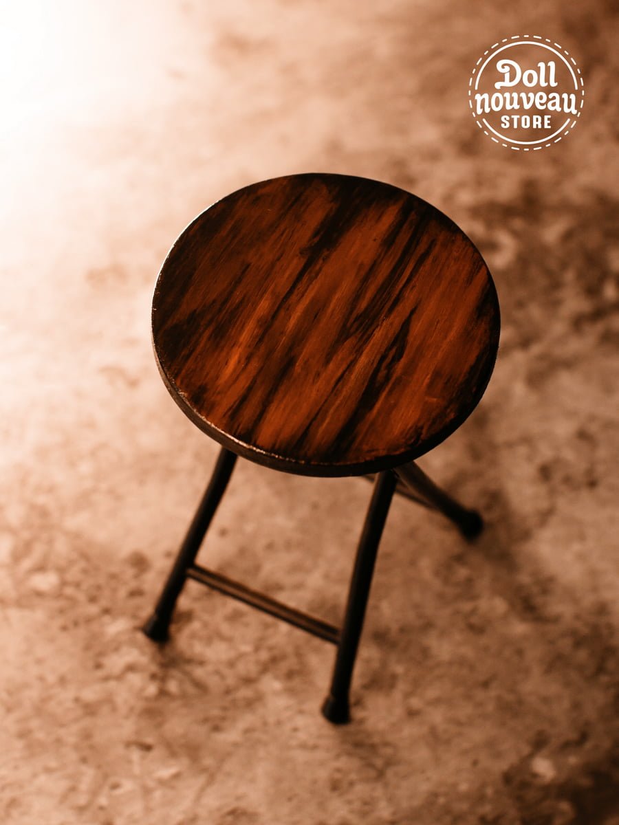 Folding Stool Miniature 摺凳
