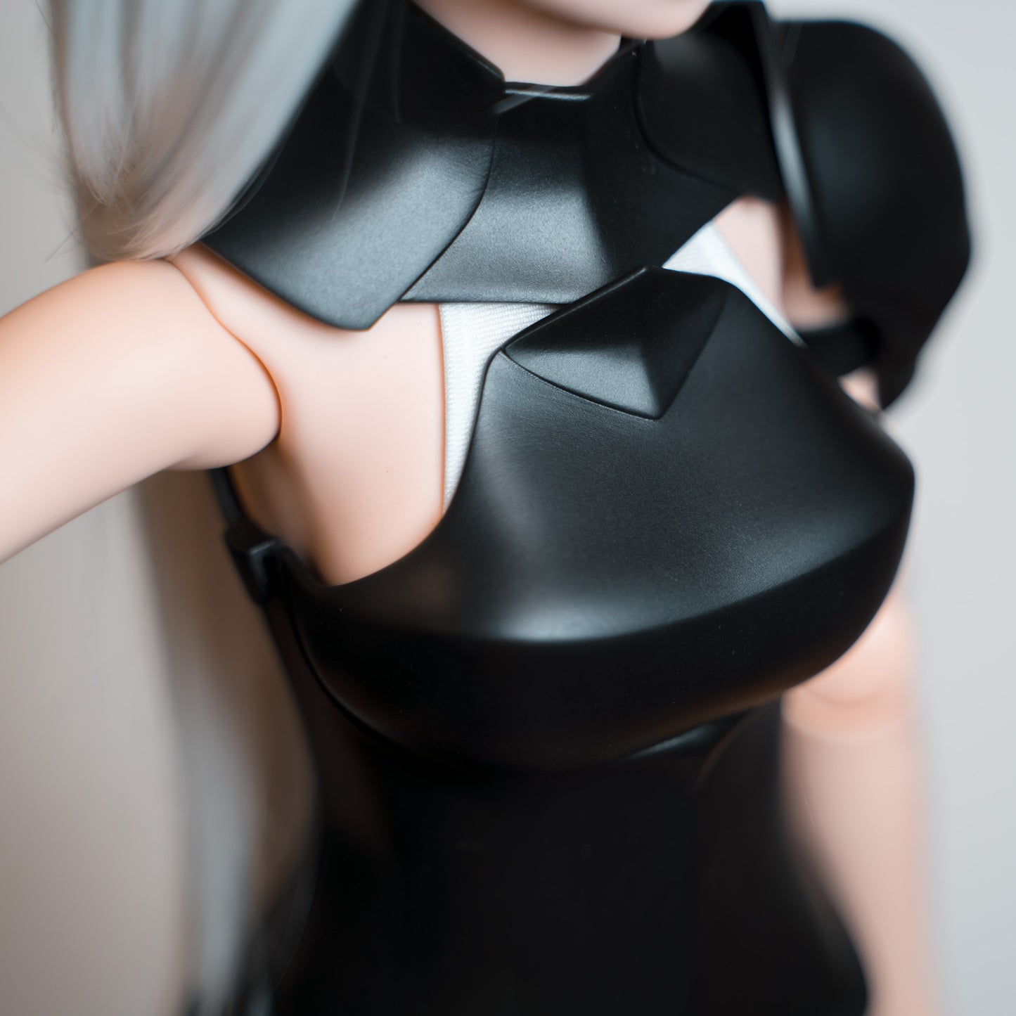 DD Cuirass - Carbon Black - Front part