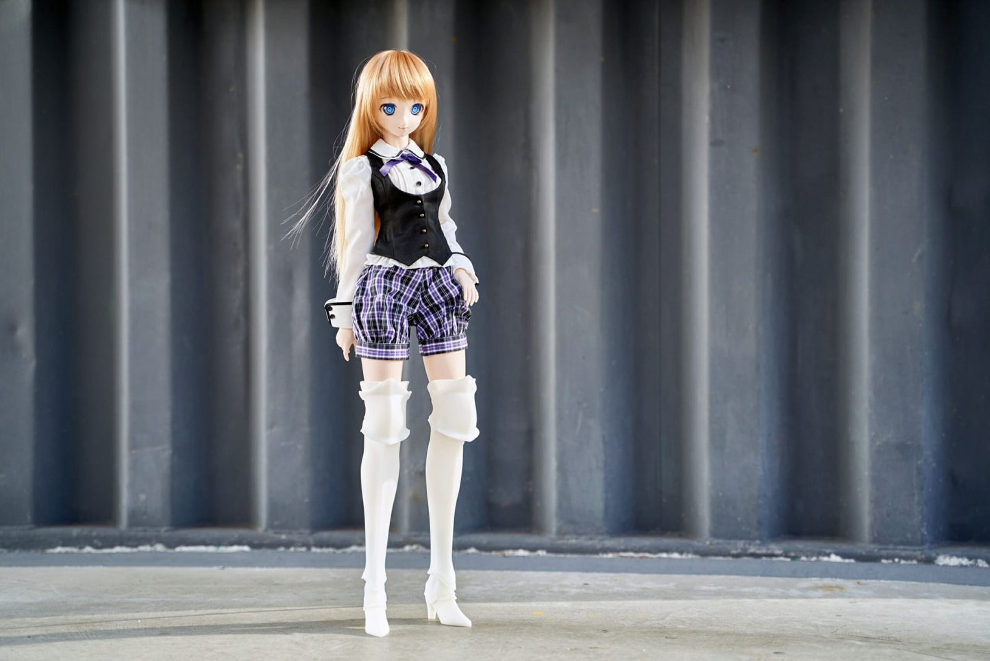 DD Leg Armour - Glossy Black