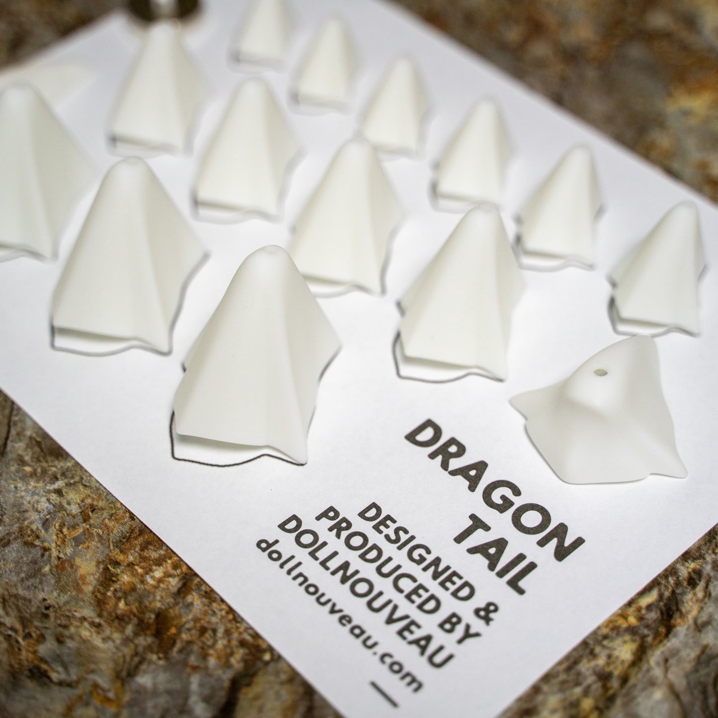 Dragon Tail – Semi White