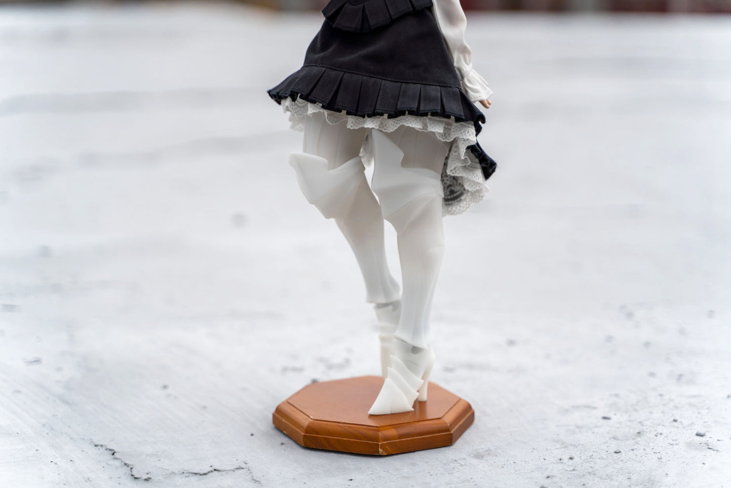 Eden Greaves – Unpainted