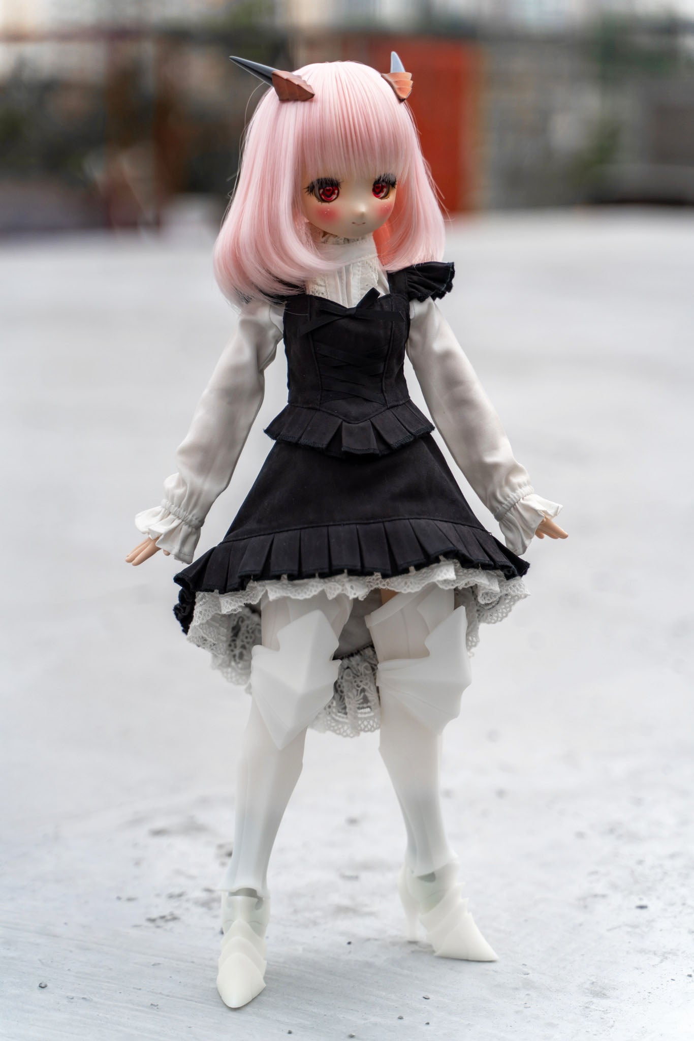 Eden Greaves – Unpainted
