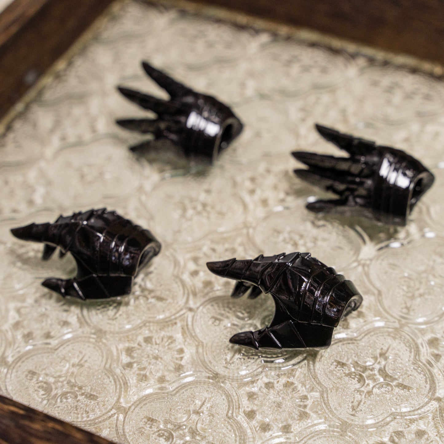 MDD Hand Armour (Glossy Black)