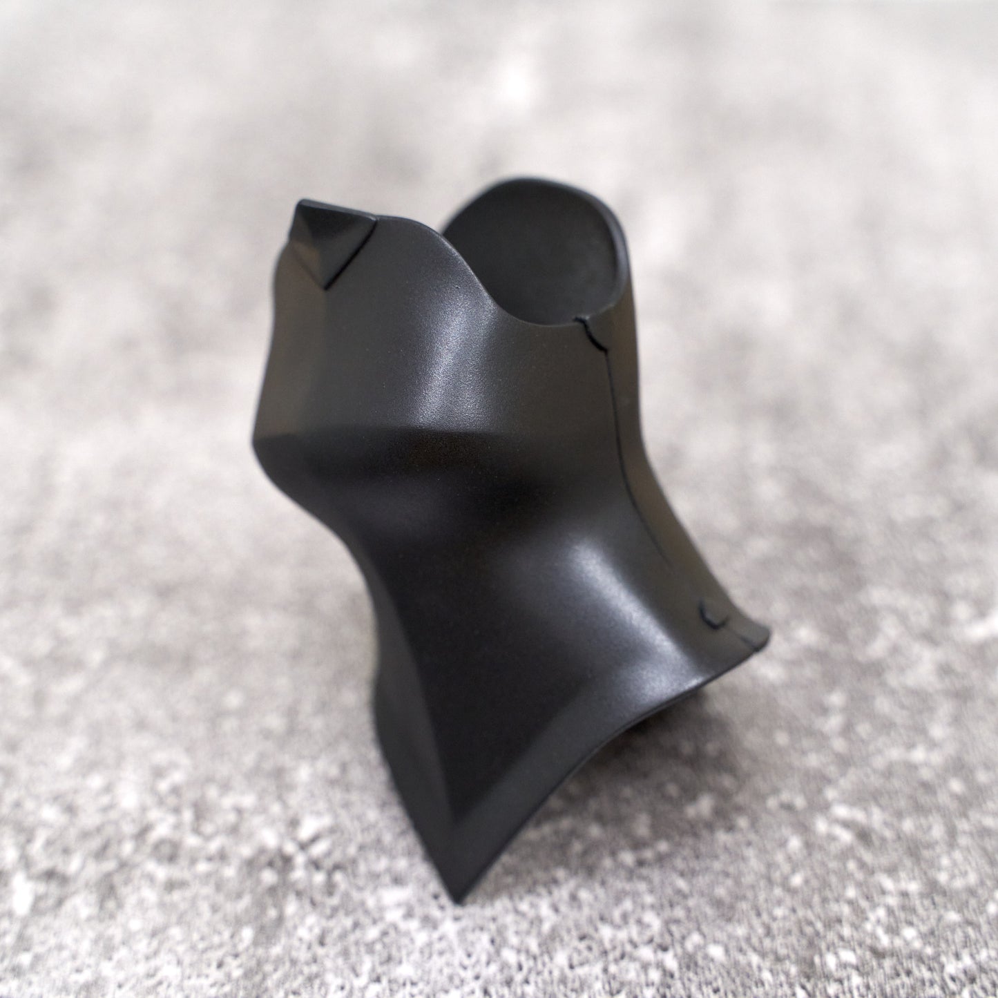 MDD Cuirass - Carbon Black