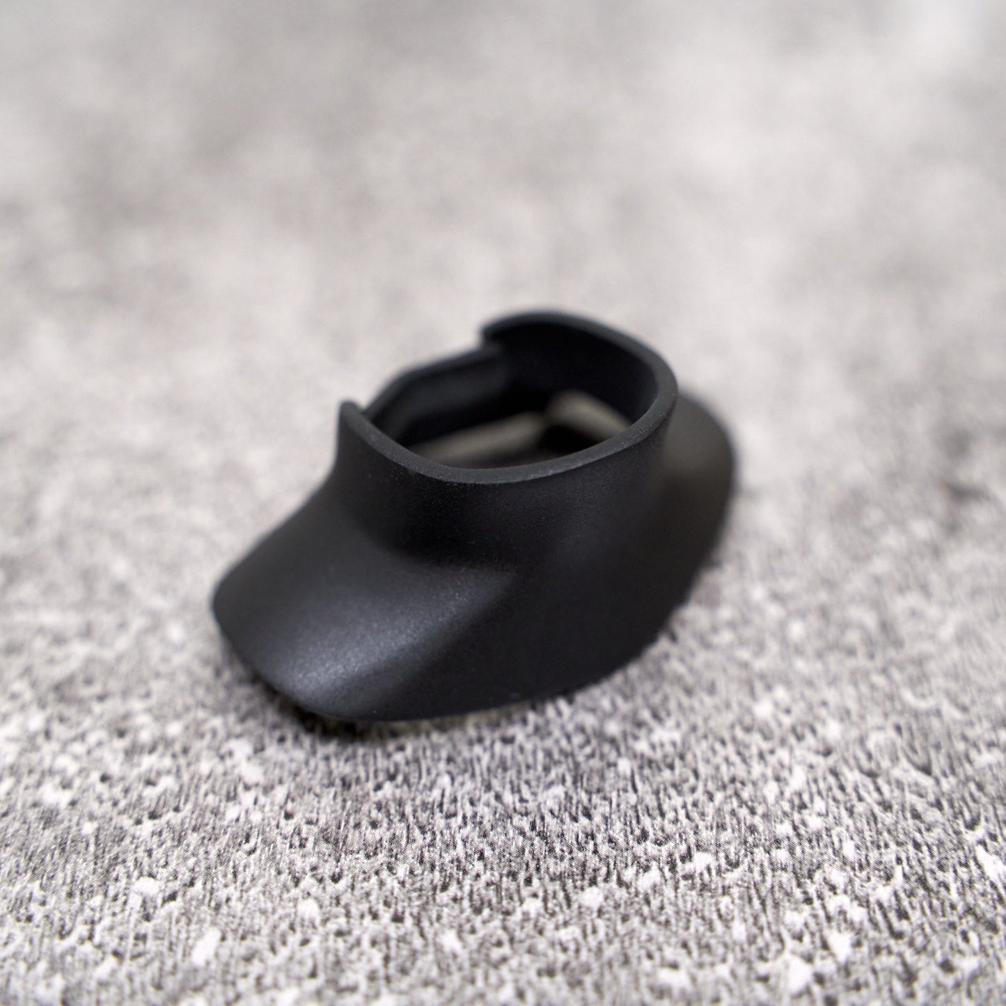 MDD Gorget Type B - Carbon Black