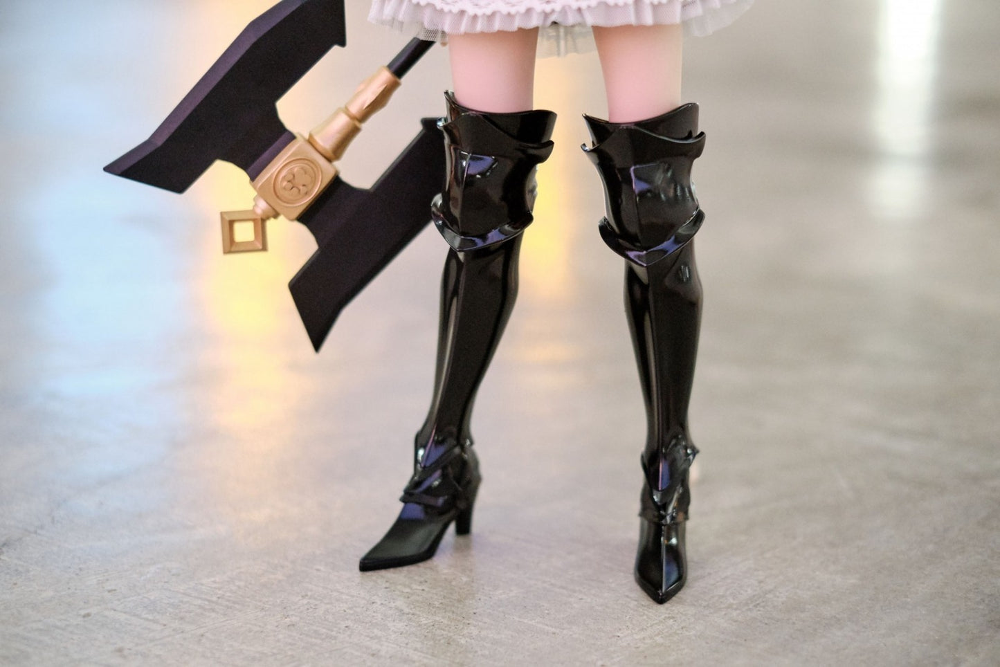 MDD Leg Armour - Glossy Black