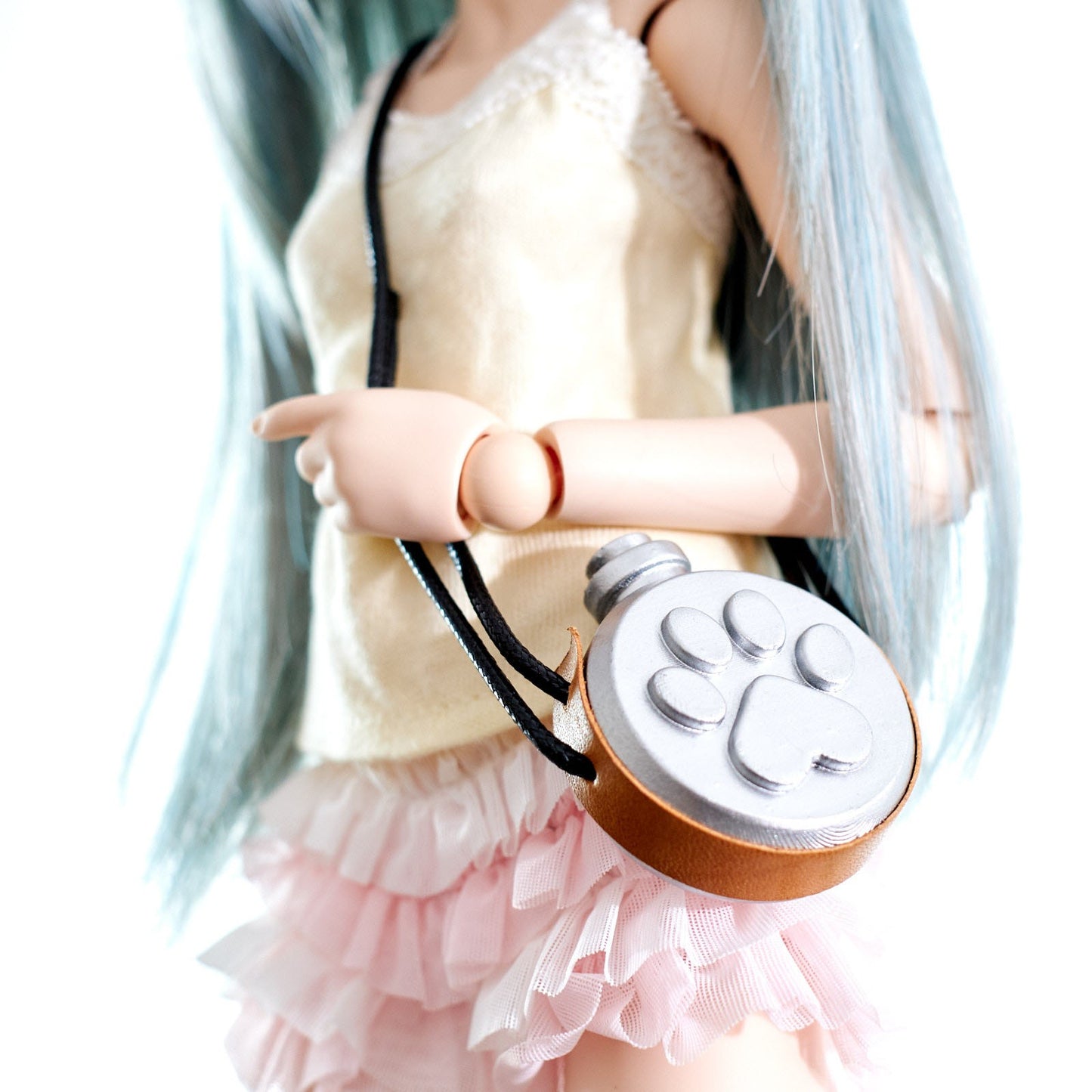 Paw Print Water Bottle Shaped Bag (Silver)