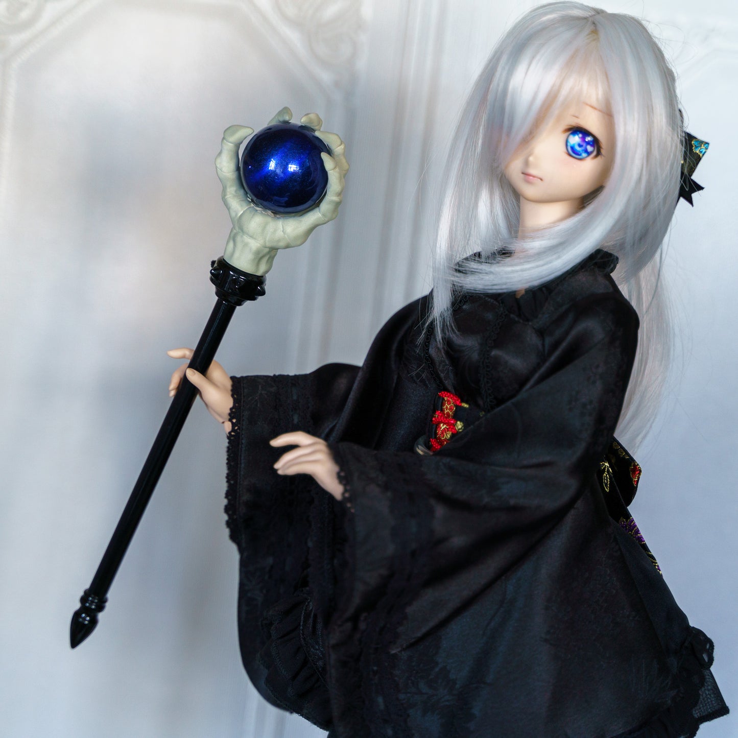 Wizards Staff Bone Claw - Metallic Blue