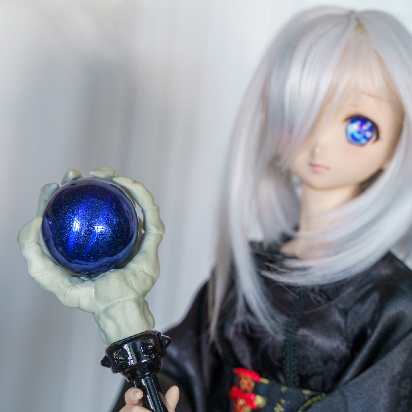 Wizards Staff Bone Claw - Metallic Blue