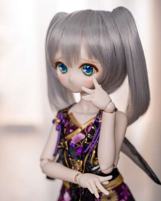 MDD Semi-White Hands - Lady A