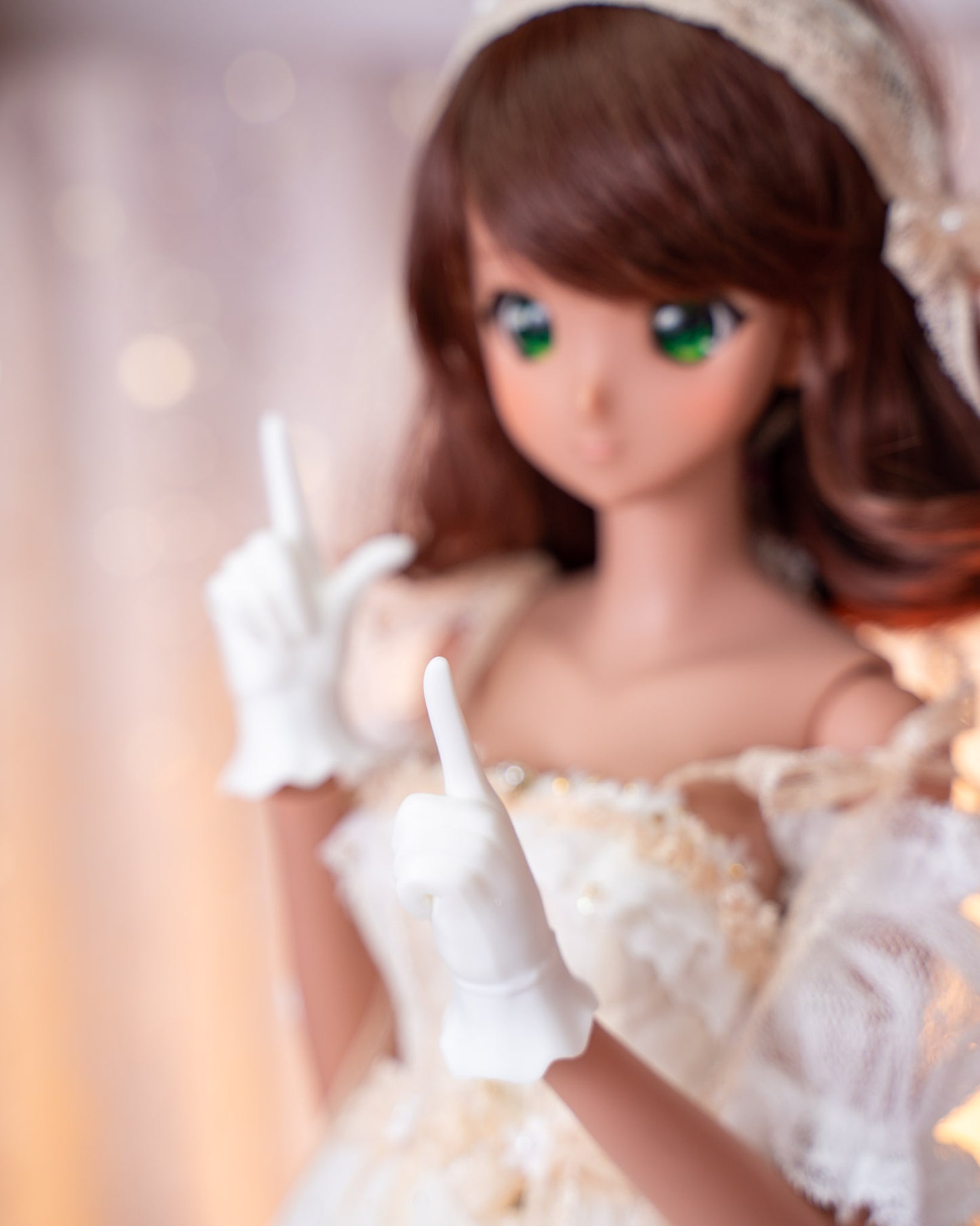 Smart Doll Wrist-Length Gloves - Pointing