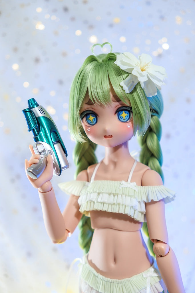MDD Semi-White Hands - Holding Water Gun