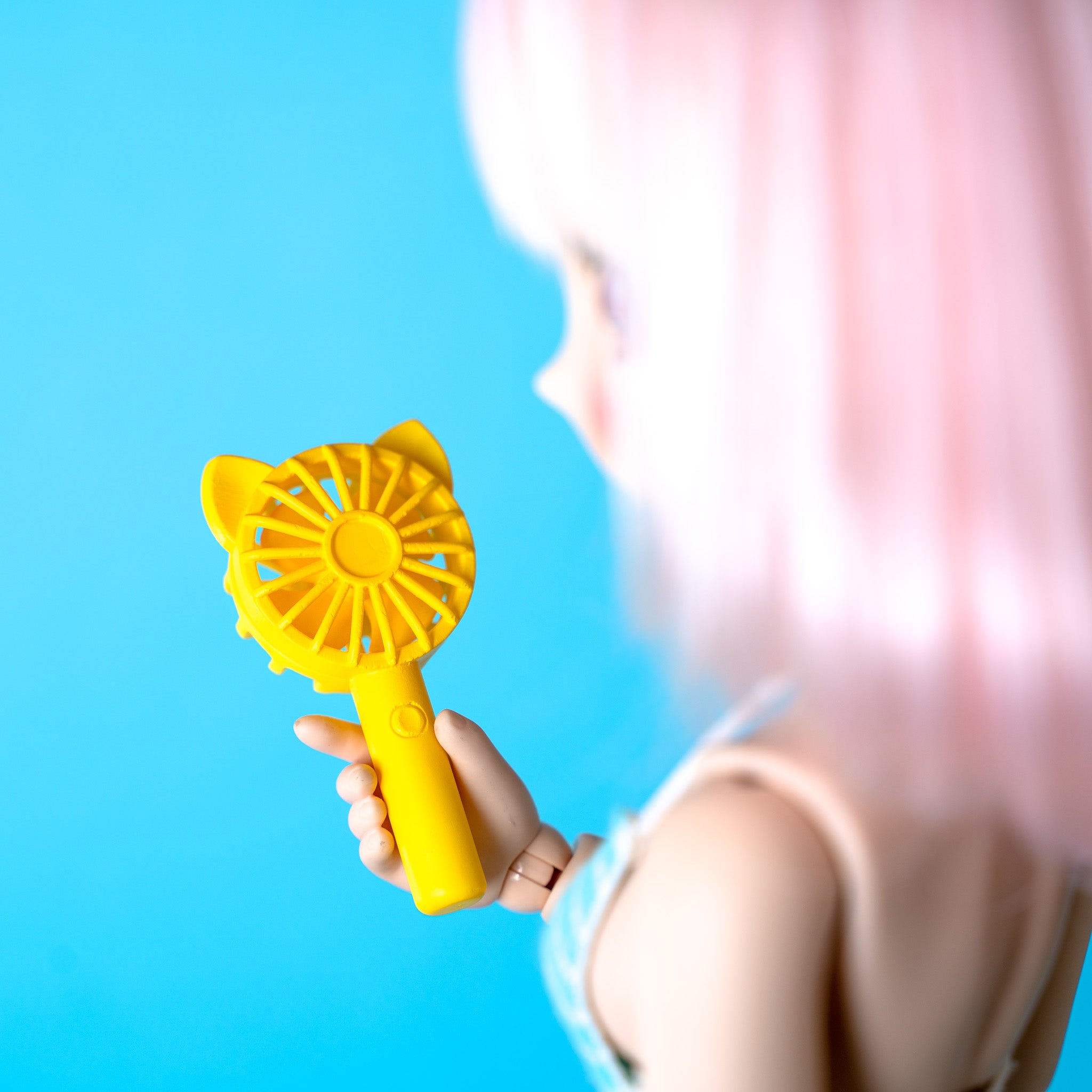 Mini Handheld Fan - Yellow – Dollnouveau Store
